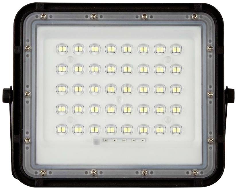 Ein rechteckiger LED-Strahler mit 36 leuchtenden LED-Dioden in sechs Reihen. Der Strahler hat einen schwarzen Rahmen.