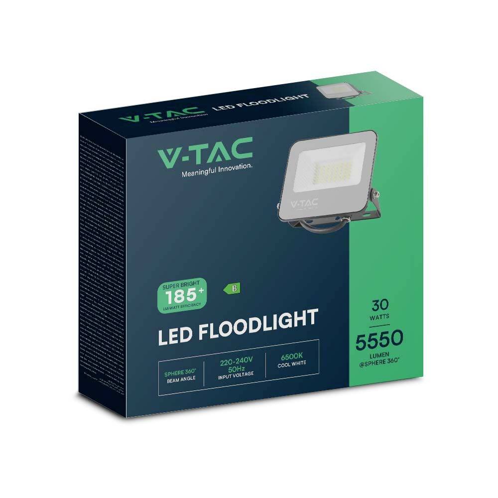 Eine grüne V-TAC Verpackung für eine LED-Flutlichtlampe mit 30 Watt und 5550 Lumen; Farbtemperatur 4500K, Abstrahlwinkel 185°.