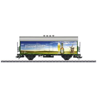 Abgebildet ist ein Zugwaggon mit einer Werbebeschriftung für Barre-Bier, inklusive Landschafts- und Windradmotiv.