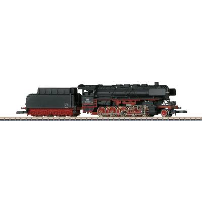 Dampflokmodell in Schwarz mit roten Rädern und Details, auf Gleisen stehend. Ansicht von der Seite.