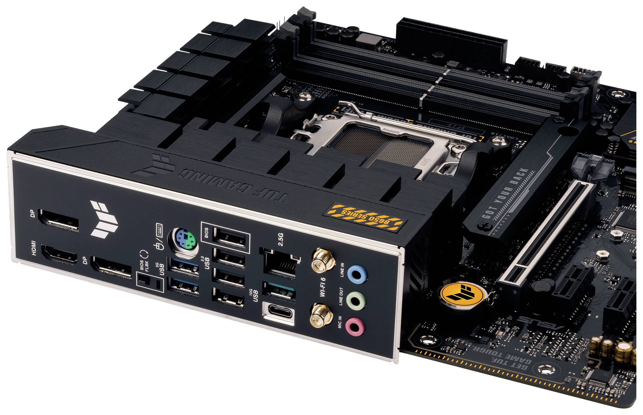 Mainboard mit Anschlüssen: USB, HDMI, Audio-Buchsen, LAN. Prozessor-Sockel im Zentrum. Entworfen für Computerhardware-Nutzung.