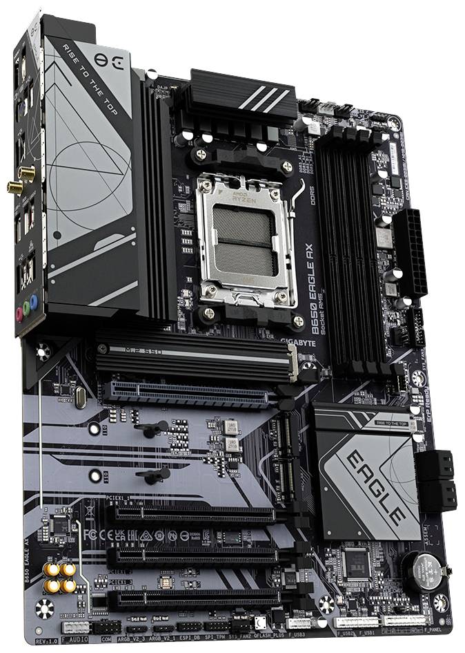 Eine schwarze Computer-Hauptplatine mit mehreren Steckplätzen und Anschlüssen, darunter vier RAM-Steckplätze und mehrere PCIe-Slots.