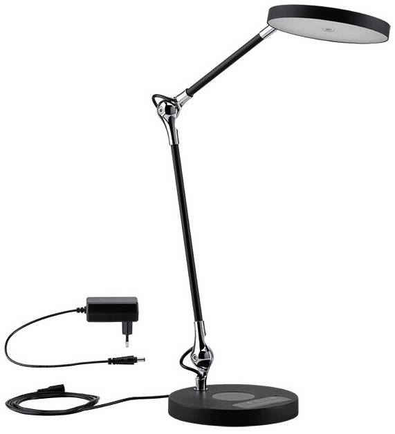 Schreibtischlampe mit verstellbarem Arm und rundem Lampenschirm neben einem Netzadapter, auf weißem Hintergrund.