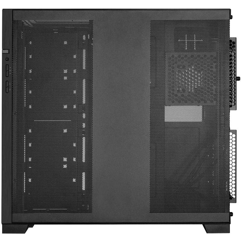 Schwarzes PC-Gehäuse mit seitlichem Netzgitter, zeigt Innenraum und Platz für Komponenten deutlich sichtbar.