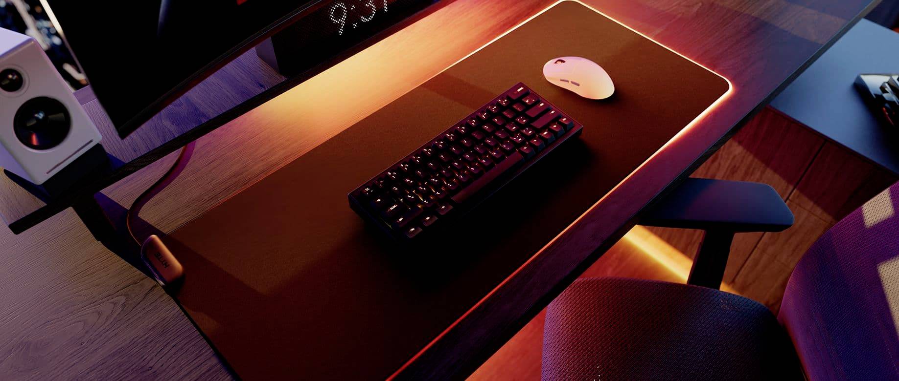 HYTE Hyte CNVS Intense Play Mat qRGB Gaming Mauspad - schwarz Gaming-Mauspad Schwarz-9