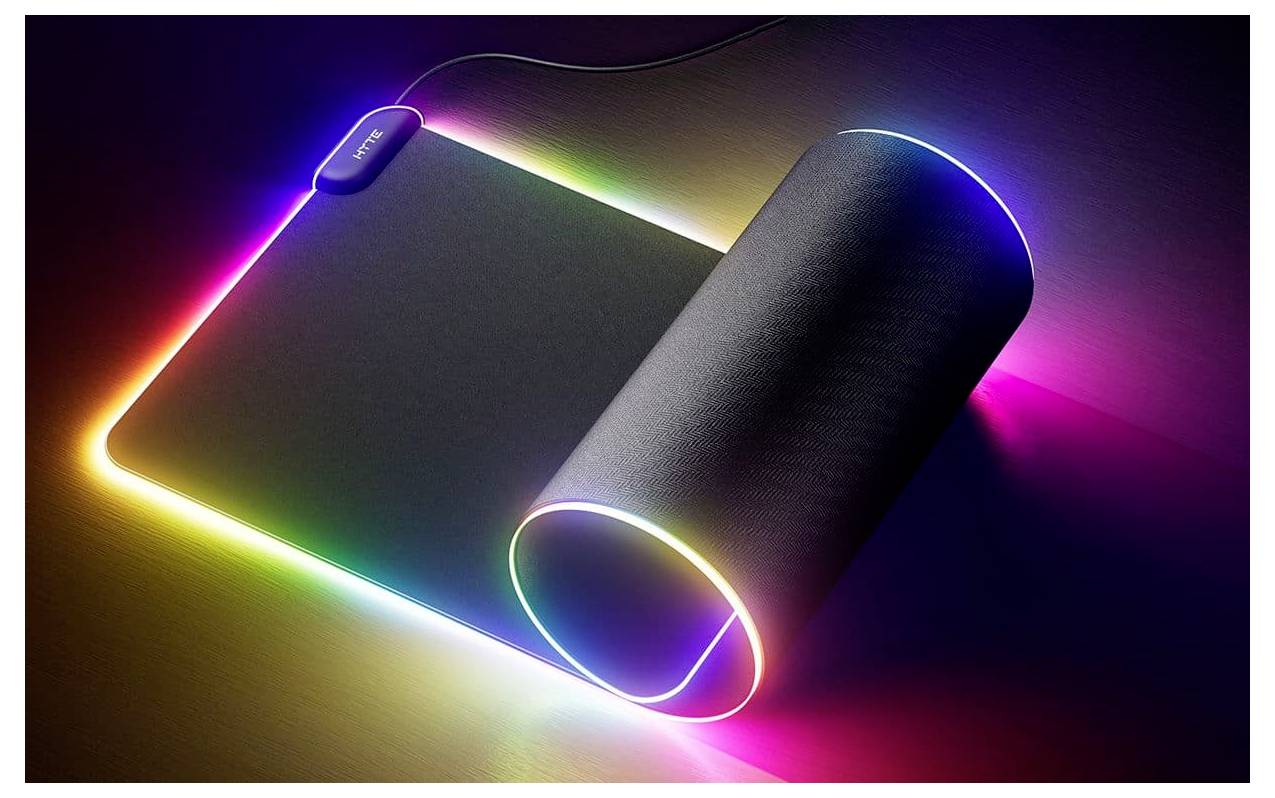 HYTE Hyte CNVS Intense Play Mat qRGB Gaming Mauspad - schwarz Gaming-Mauspad Schwarz-2