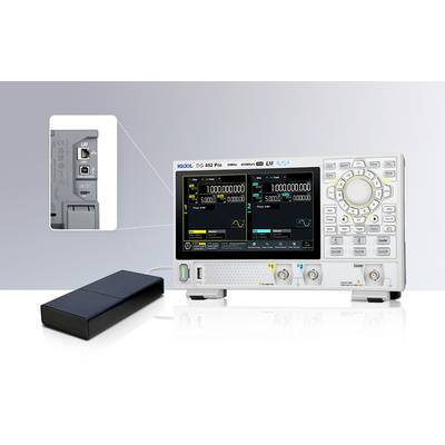 Frequenzgenerator mit digitalem Display zeigt Wellenformen und Frequenzeinstellungen. Detailansicht des Anschlussbereichs.