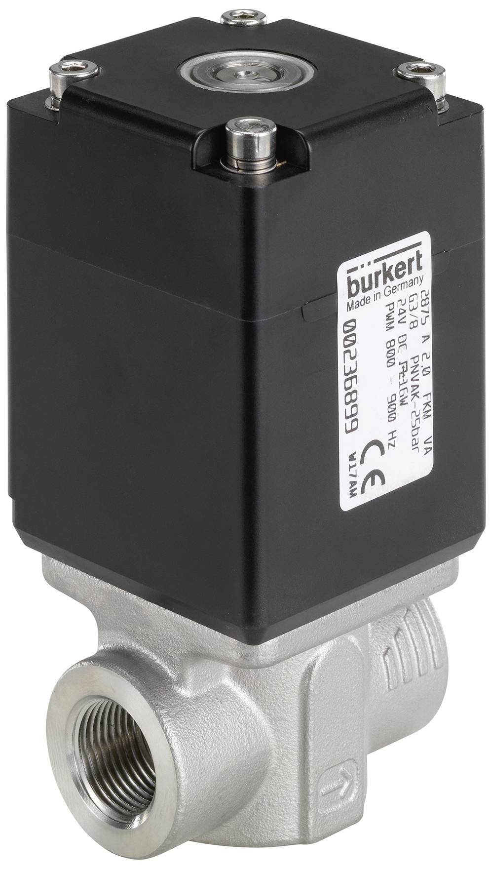 Ein elektrisches Magnetventil mit schwarzem Gehäuse und eingeprägtem Metallkörper. Aufkleber mit technischen Details auf der Oberseite.