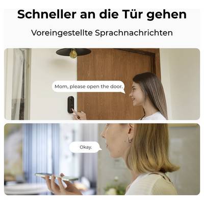 Eine Frau an einer Tür spricht in eine Videotürklingel und sagt: »Mama, bitte mach die Tür auf.« Eine andere Frau antwortet auf ihrem Telefon mit: »Okay.«