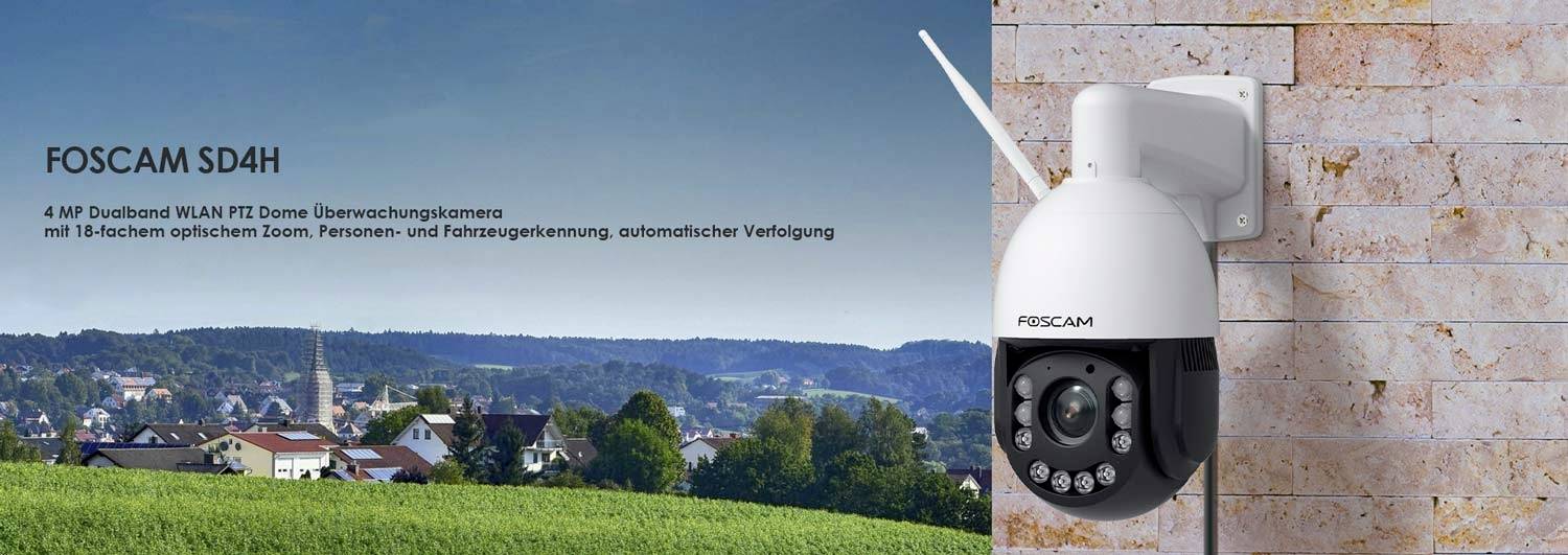 'Sicherheitskamera FOSCAM SD4H mit 4 MP, 18-fachem Zoom, Personen- und Fahrzeugerkennung. Im Hintergrund eine ländliche Landschaft.'