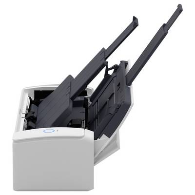 Ein weißer Dokumentenscanner, von der Seite gezeigt, mit nach oben ausgefahrenen Eingabe- und Ausgabefächern, bereit für Scanaufgaben.