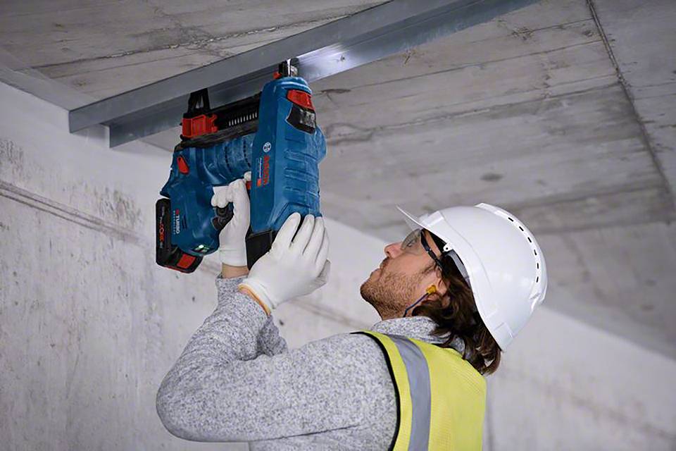 Bosch Professional GNB 18V-38 06019L7002 Akku-Nagler inkl. Koffer, inkl. Akku, inkl. Ladegerät-7