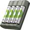 Vier wiederaufladbare AA-Batterien im Ladegerät. Batterien haben grüne Markierungen und '2100 mAh' steht darauf.