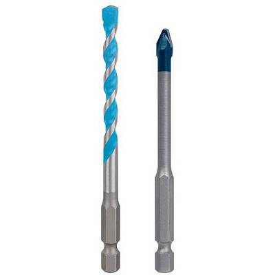 Zwei Bohrer, einer mit Spiralmuster, der andere gerade. Beide haben metallische Hälften und blaue Spitzen.