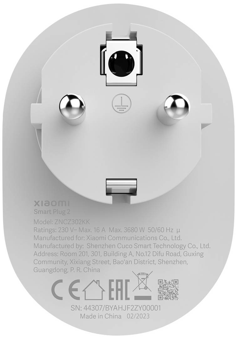 Weiße Xiaomi Smart Plug mit EU-Steckdosenstandard. Beschriftung zeigt Modellnummer, Herstellungsdetails und technische Spezifikationen.