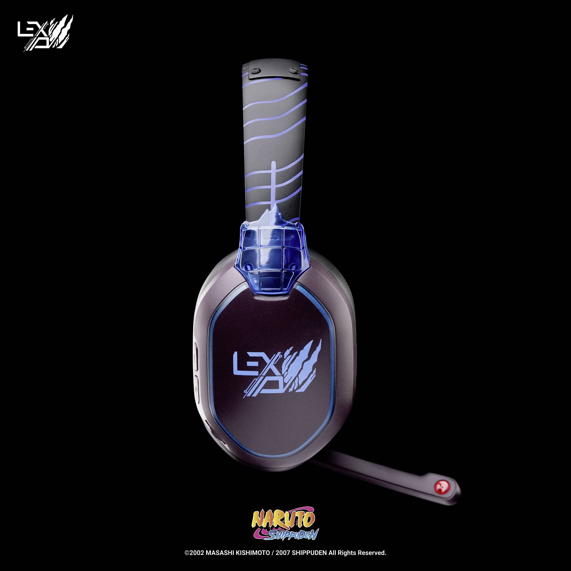 Ein modernes, schwarz-blaues Gaming-Headset mit dem Logo 'LEX' auf der Ohrmuschel, abgebildet vor schwarzem Hintergrund.