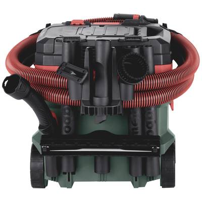 Ein tragbarer Industriestaubsauger mit mehreren schwarzen und roten Saugschläuchen, befestigt an einem grauen Behälter auf Rollen.