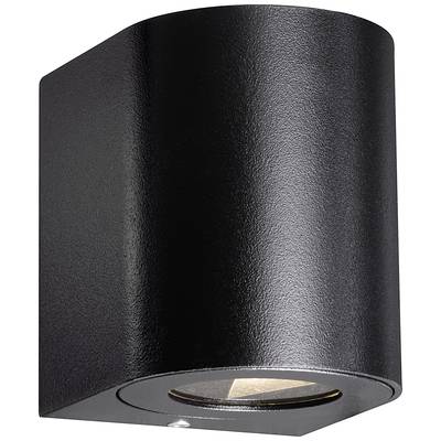 Schwarze, gebogene Außenwandleuchte mit nach unten gerichtetem Lichtstrahl. Geeignet für moderne Gebäudefassaden.