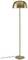 Goldfarbene Stehlampe mit halbkugelförmigem Schirm. Minimalistisches Design mit dünnem, geradem Ständer und kreisförmigem Sockel.
