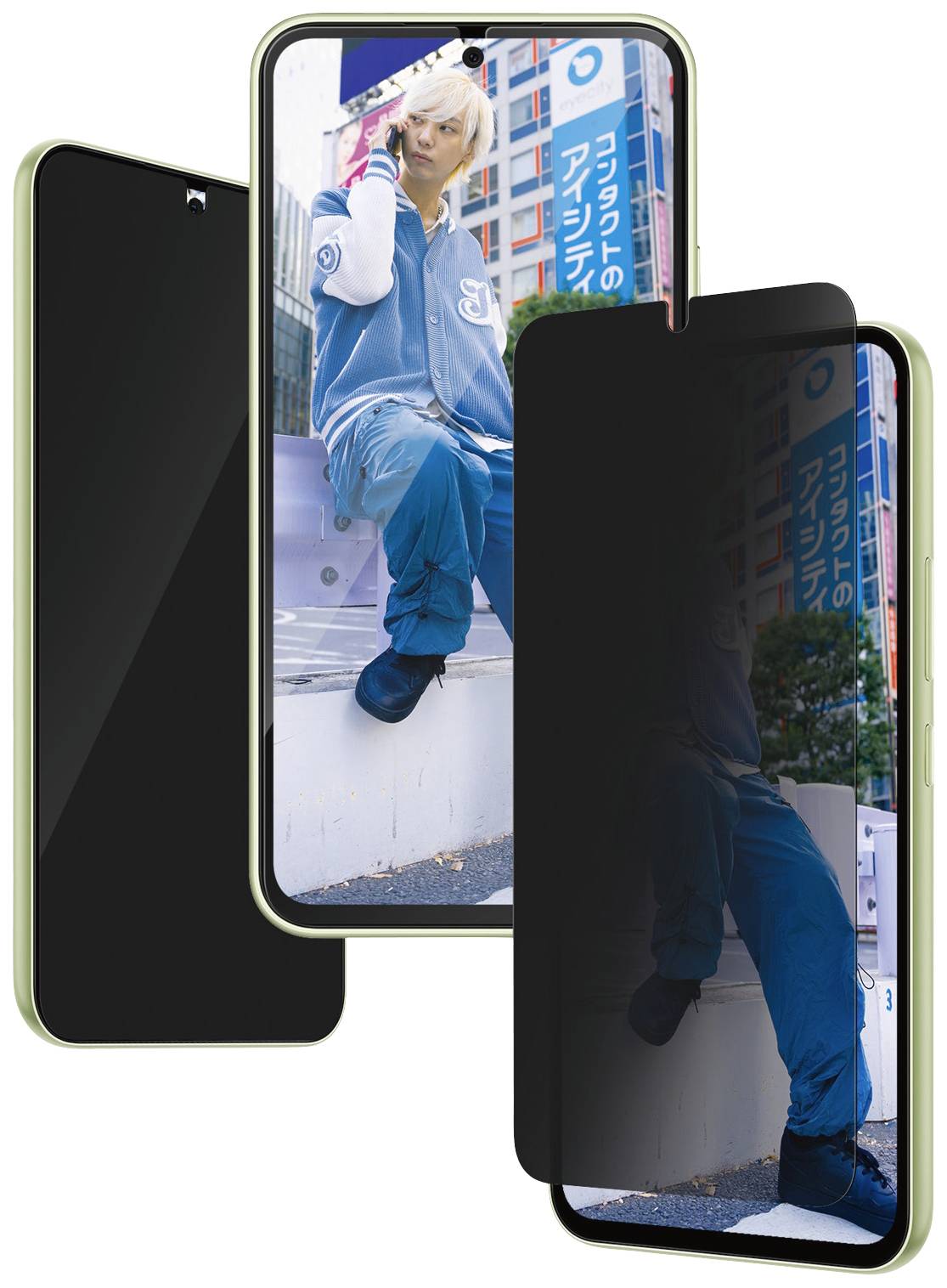 Drei moderne Smartphones, eines zeigt eine Person in urbaner Umgebung. Die anderen Displays sind ausgeschaltet. Hintergründe von Stadtgebäuden.