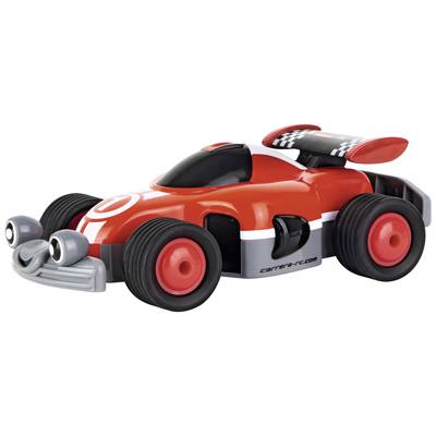 Rotes Spielzeugauto mit großen Rädern und schwarz-weiß karierten Mustern auf dem Spoiler, dargestellt auf weißem Hintergrund.