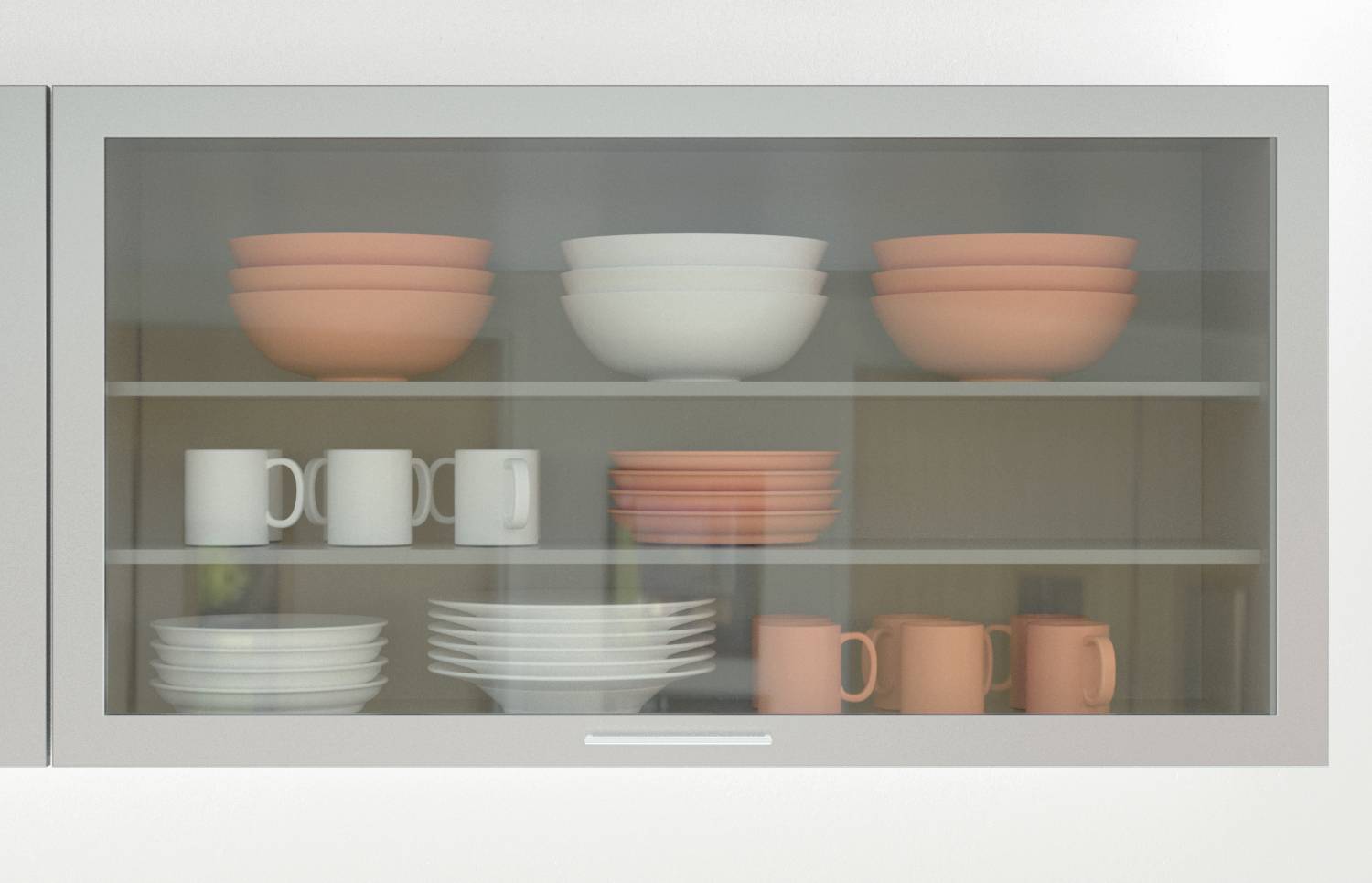 Geschirrschrank mit Glastür. Oben stehen orange und weiße Schüsseln, darunter weiße Tassen und Teller, sowie orange Tassen.