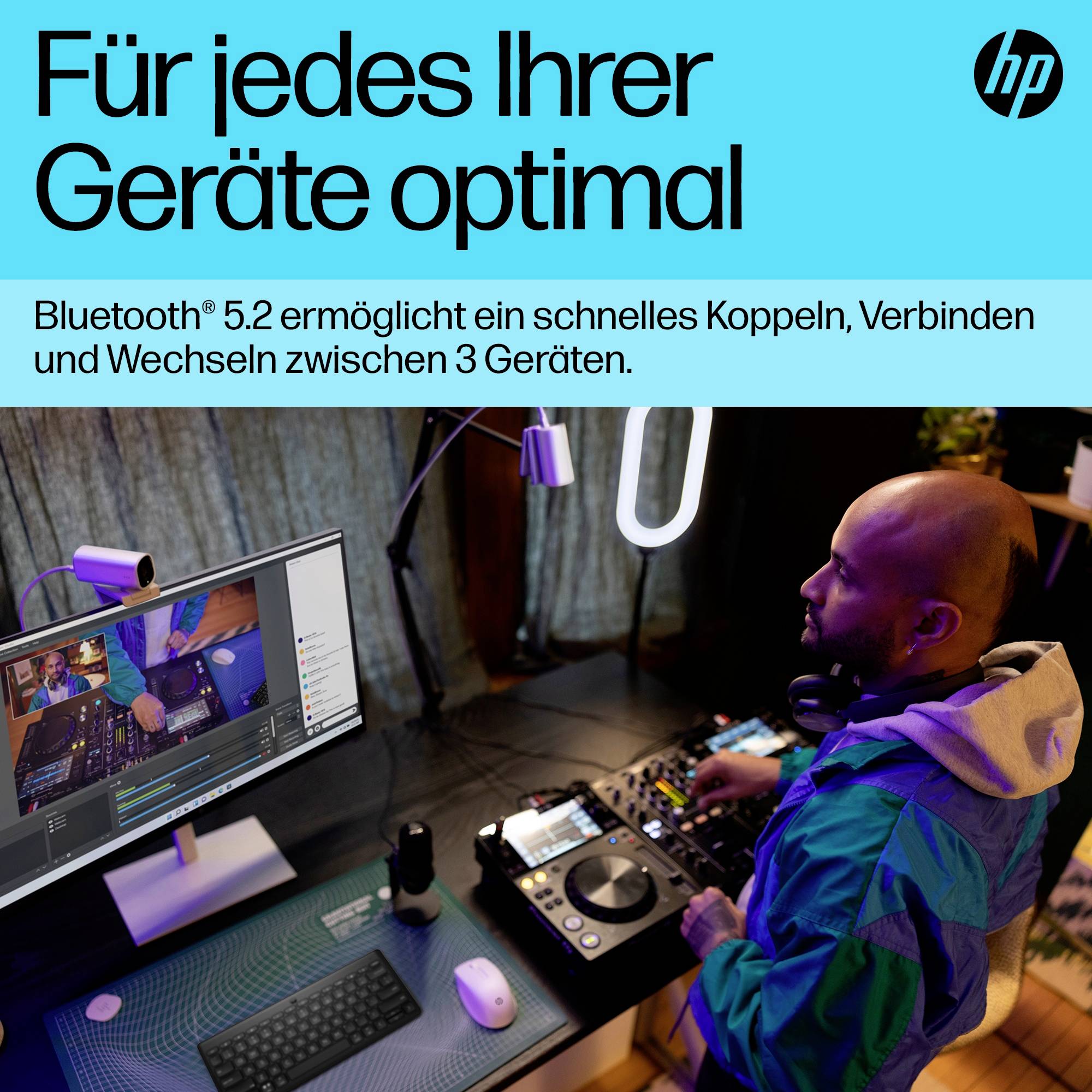 Person an DJ-Set arbeitet; Bildschirm zeigt Audio-Software. Text: 'Für jedes Ihrer Geräte optimal'. Kontext: Werbung für Bluetooth® 5.2.