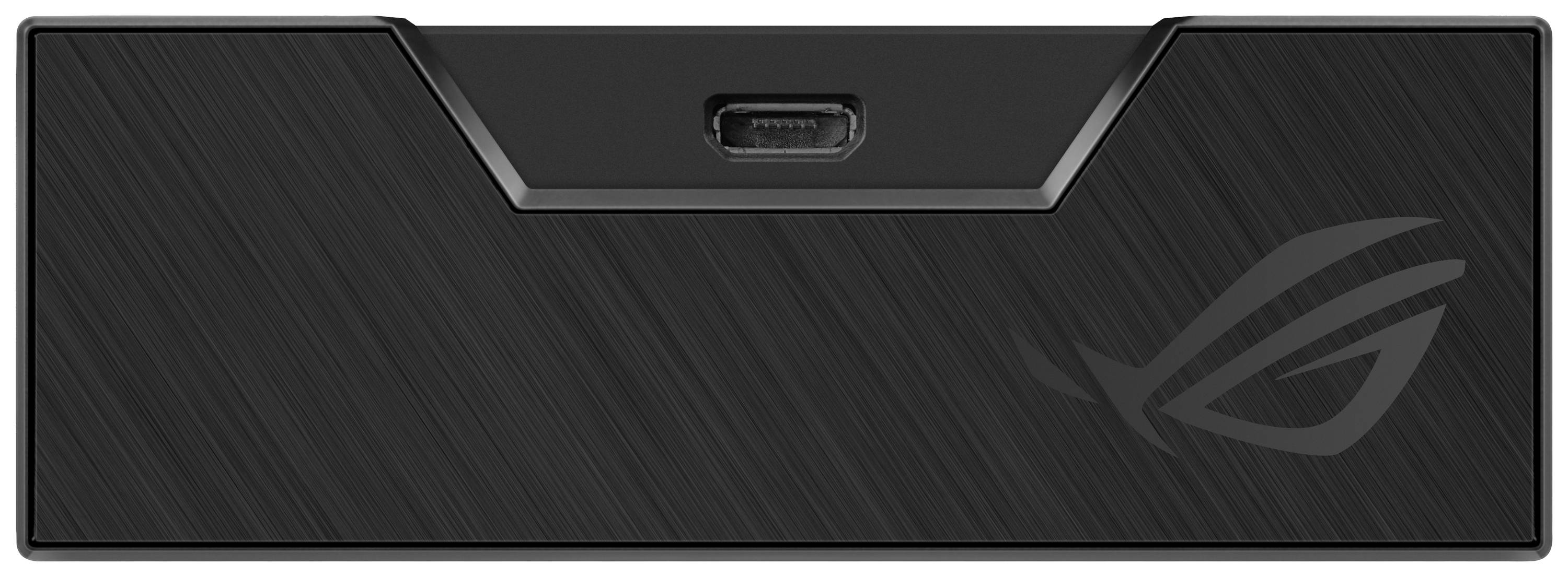 Schwarzes technisches Gerät mit einem USB-C-Anschluss oben in der Mitte und einem dezenten grauen Logo rechts unten.