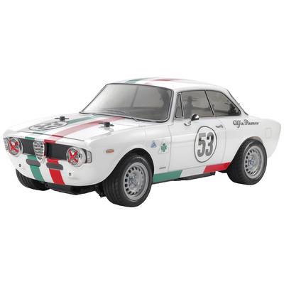 Ein weißer Rennwagen mit roten und grünen Streifen, der die Startnummer 53 trägt. Der Wagen hat Aufkleber und sportliches Design.