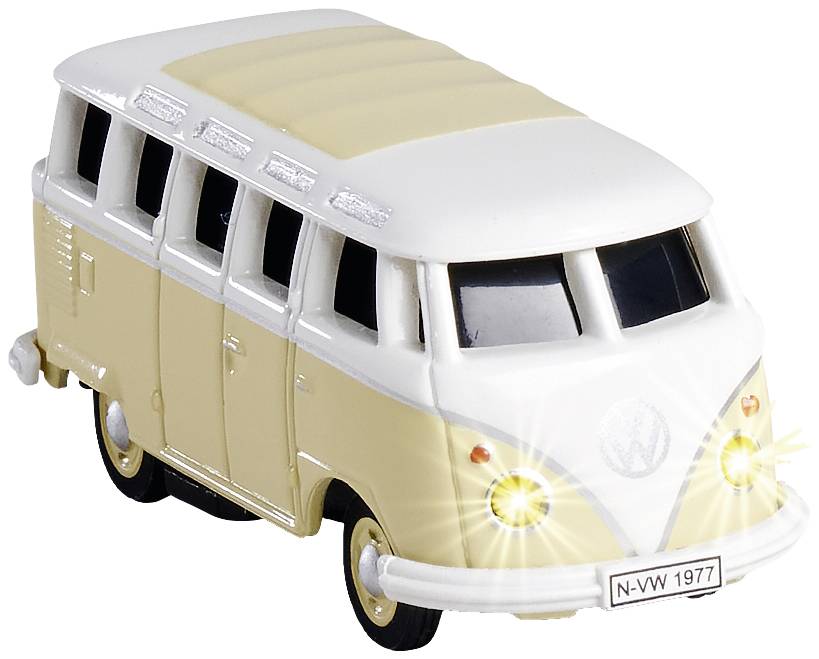 Ein cremeweißer VW Bulli Modellauto mit hellen Scheinwerfern, Nummernschild 'N-VW 1977', zeigt klassische Details des Fahrzeugs.
