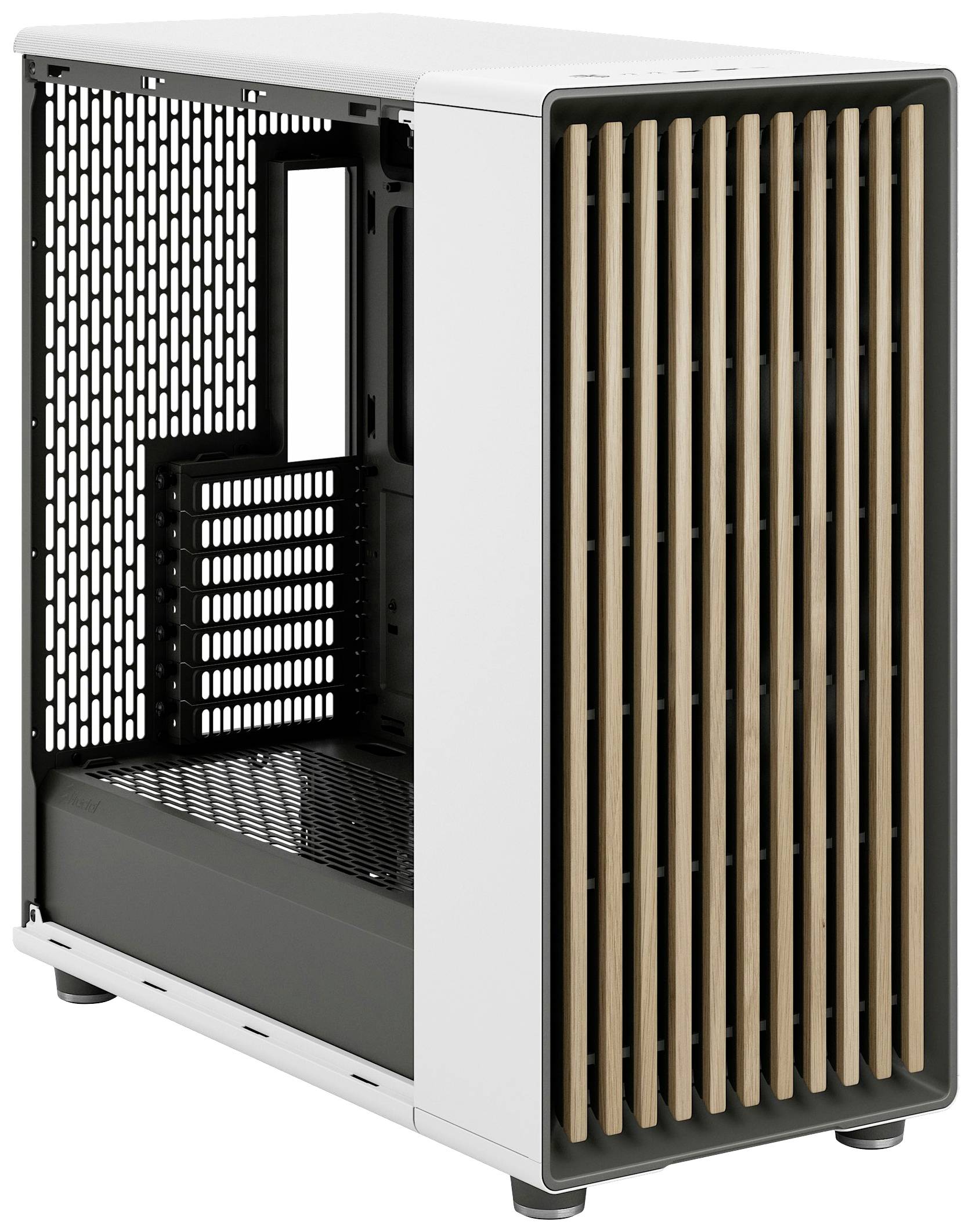 Ein offenes Computergehäuse in Weiß mit holzähnlichen Gittern an der Vorderseite. Es zeigt den Innenraum für den Einbau von Komponenten.