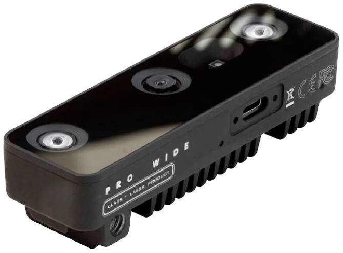 Schwarze Tiefenkamera mit drei Linsen und USB-Anschluss. Aufschrift 'PRO WIDE' und Warnhinweis zu Laserprodukt.