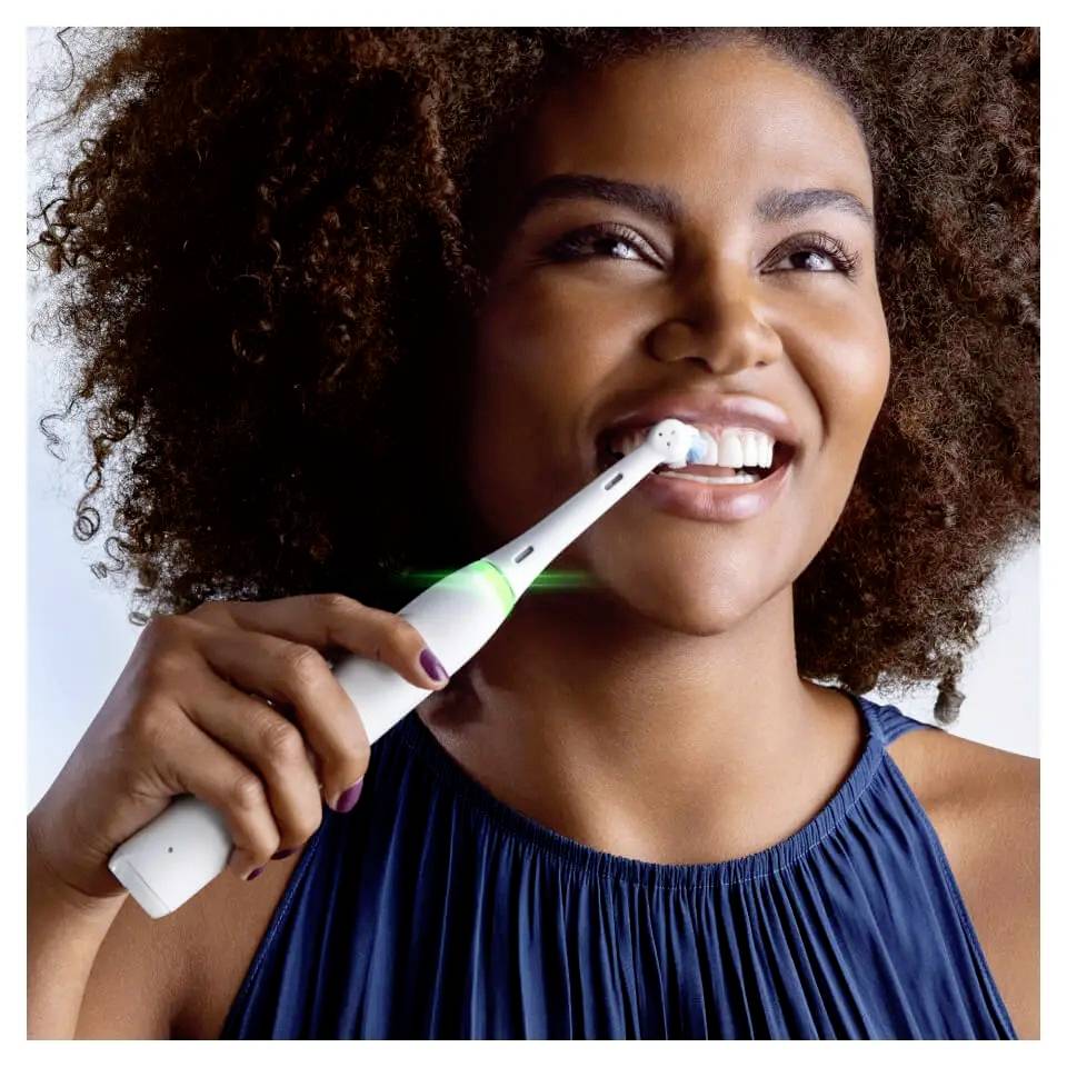 Oral-B iO Series 4 611033 Elektrische Zahnbürste Rotierend/Oszilierend Weiß-3