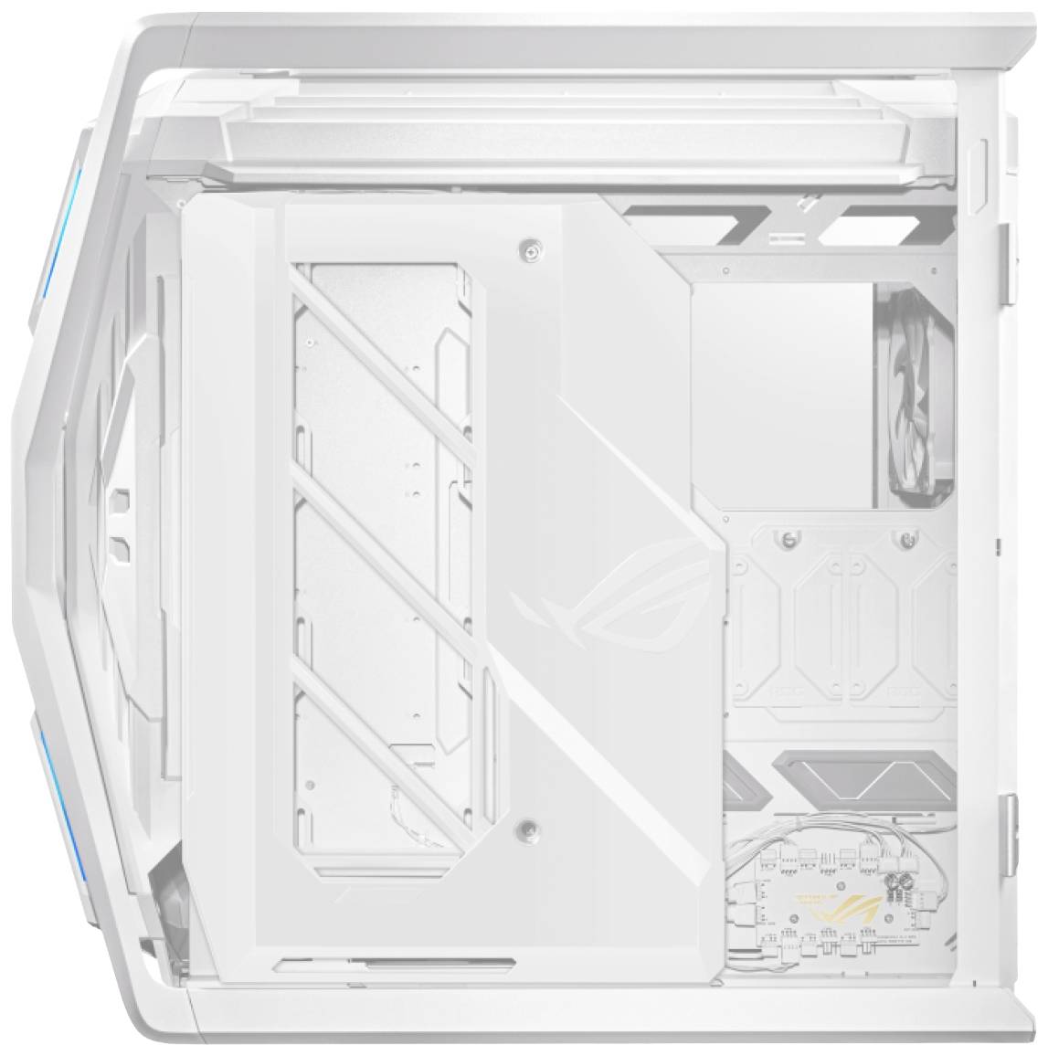 Weißes Computergehäuse von oben, mit sichtbaren internen Abteilen, geeignet für PC-Komponentenmontage.