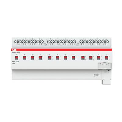 'ABB-Lastschaltaktor 12-fach' zeigt zwölf Schalter mit LED-Anzeigen, Anschlussklemmen oben, geeignet für Licht- oder Gerätesteuerung.