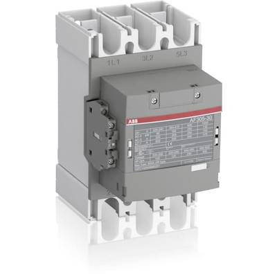 Ein dreipoliger Leistungsschalter von ABB mit Modellnummer und Spezifikationen auf dem Etikett, für industrielle Anwendungen.