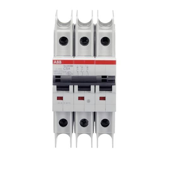 Ein dreipoliger Leitungsschutzschalter der Marke ABB mit der Beschriftung 'C5A', geeignet für elektrische Installationen.