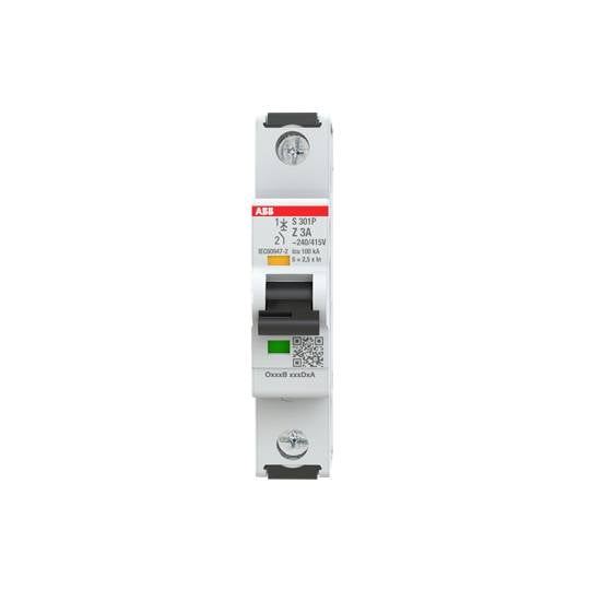 Ein Neutralleitertrenner mit ABB-Logo oben, spezifischen elektrischen Informationen auf dem Etikett und einem QR-Code unten.
