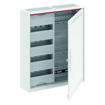 Weißer, geöffneter Metallschrank mit mehreren Fächern. Verwendet für elektronische Komponenten oder Verkabelung.