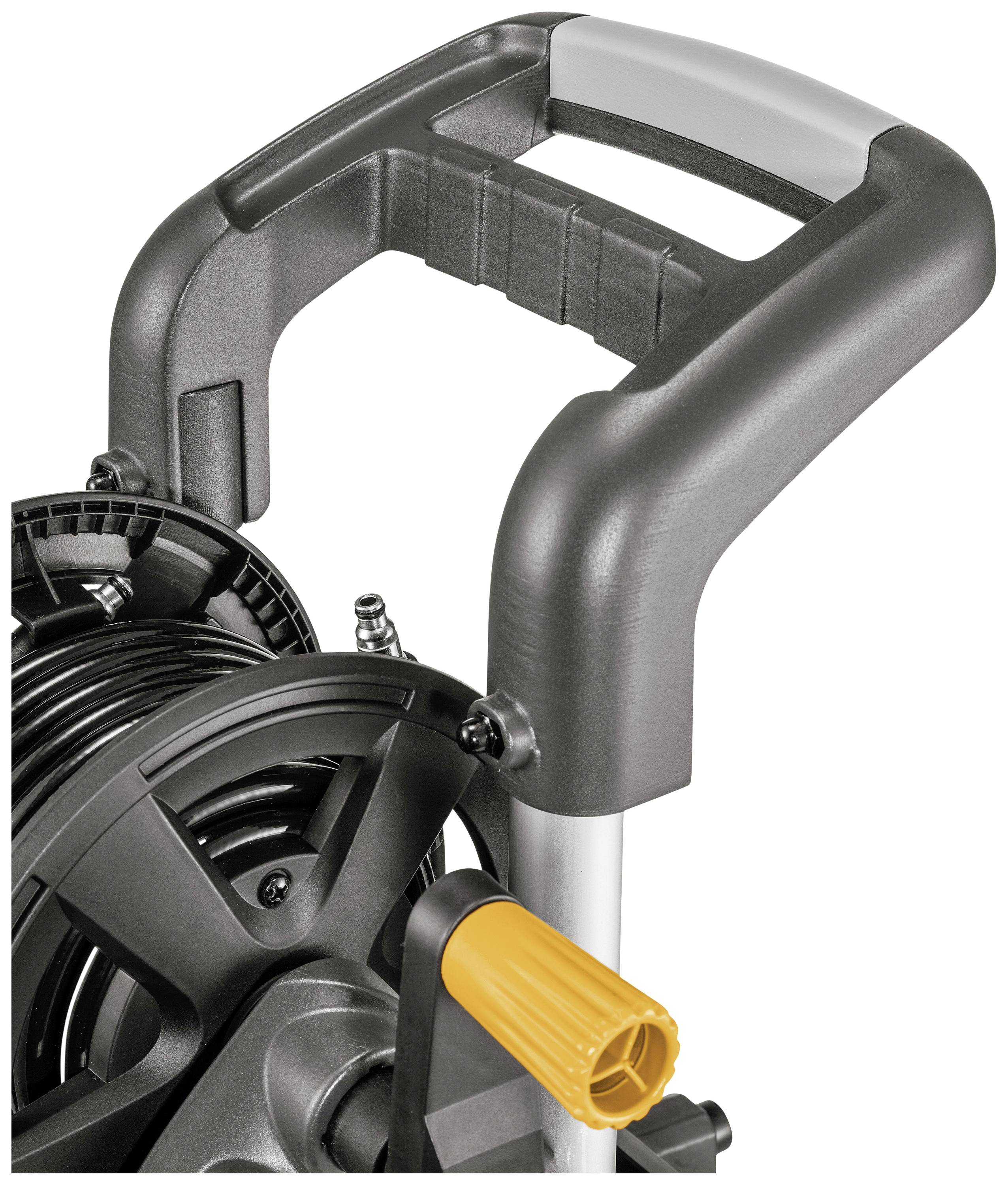 Wasser-Schlauchtrommel mit ergonomischem Griff, stabiler Rahmen und verstellbarem Schlauchhalter eingesetzt in einem Gartenwerkzeug.