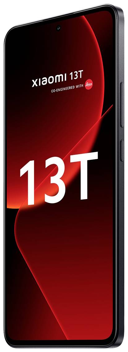 Smartphone Xiaomi 13T, Bildschirm zeigt weißen Text '13T' auf rotem Hintergrund. Oben das Xiaomi-Logo und Hinweis 'Co-engineered with Leica'.