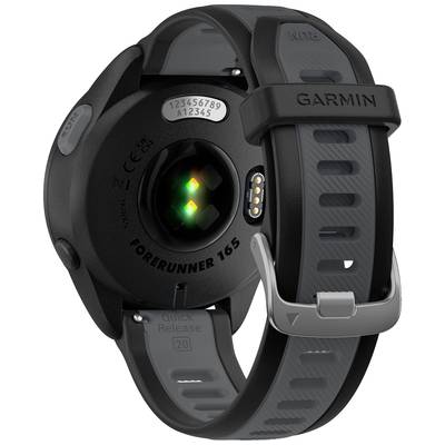 Rückseite einer schwarzen Garmin Forerunner 16S Smartwatch mit Herzfrequenzsensor und Silikonarmband.