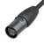 Ein schwarzer Ethernet-Stecker von Neutrik mit RJ45-Anschluss. Der Stecker hat ein robustes Design und ist für robuste Anwendungen geeignet.