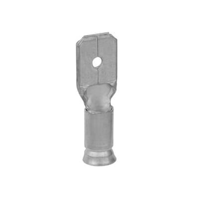 Metall-Steckverbinder mit rechteckigem Kopf und Loch zur Befestigung, zylindrischer Isolator an einem Ende.