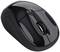 Schwarze, drahtlose Computermaus mit ergonomischem Design und gummierten Seitengriffen, geeignet für komfortable Nutzung.