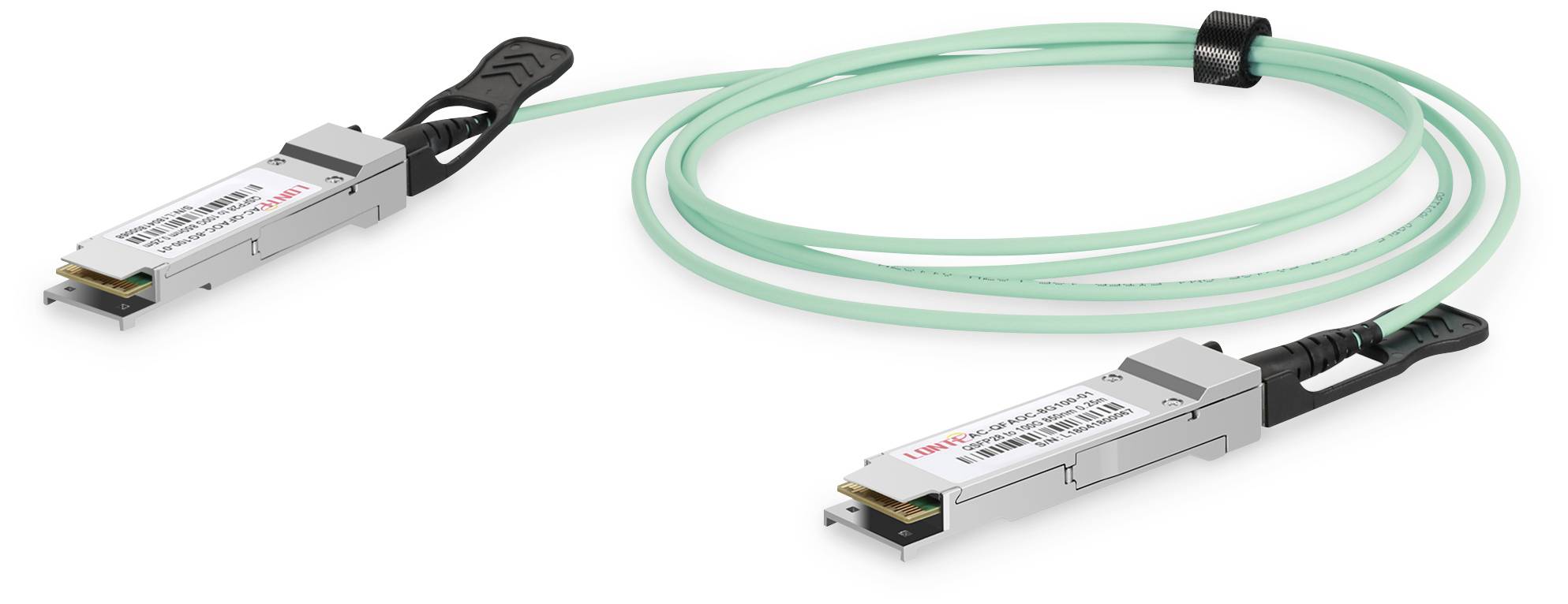 'Ein optisches Kabel mit QSFP+ Anschlüssen an jedem Ende, geeignet für Hochgeschwindigkeits-Datenübertragung.'