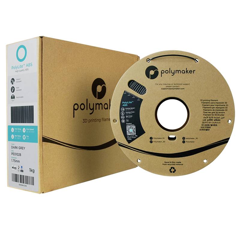 Eine Rolle graues 3D-Drucker-Filament von Polymaker, verpackt in einem Karton. Links sind Produktinformationen und Barcode sichtbar.