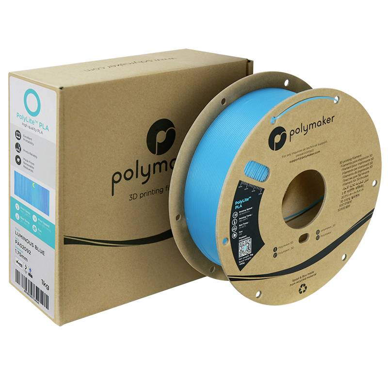 Eine Spule mit blauem 3D-Drucker-Filament von Polymaker neben der Verpackung. 'PolyLite PLA', 1 kg, leuchtend blau.