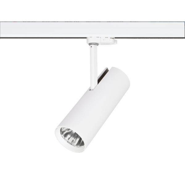 Weiße zylindrische Schienenlampe an einer Deckenbefestigung, zeigt nach unten. Geeignet für zielgerichtete Beleuchtung.