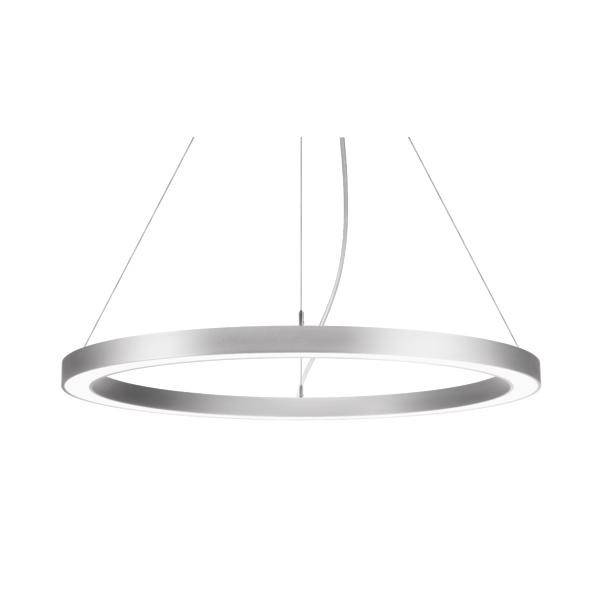 Runde, moderne Hängelampe mit minimalistischem Design und LED-Leuchtring, an dünnen Kabeln von der Decke hängend.